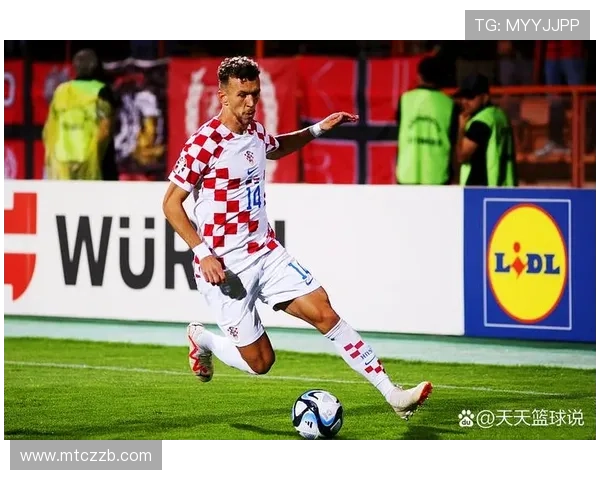 克罗地亚足球明星在巴萨的辉煌历程与未来展望